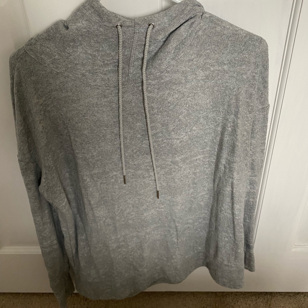 Zyia gray hoodie